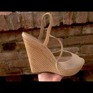 Aldo wedge heel sandals. Size: 9. Like brand-new